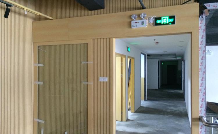 浙江湖州鋼琴室槽木吸音板聲學工程 浙江湖州鋼琴室槽木吸音板聲學工程